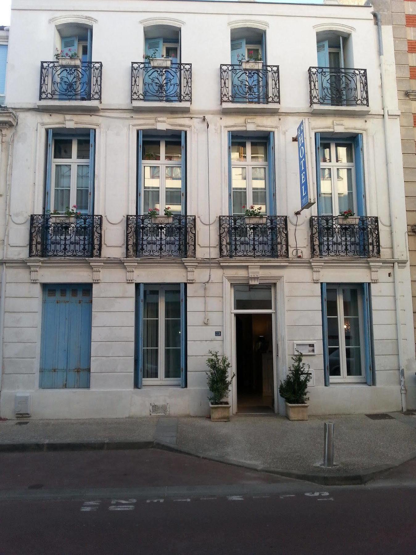 Hotel Emilie رويا المظهر الخارجي الصورة